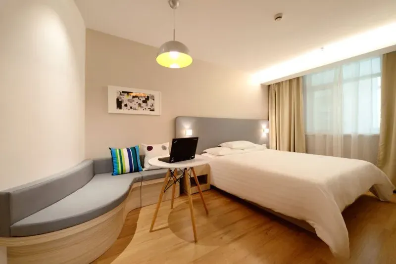Nasz hotel – dlaczego potrzebujemy wygodnych łóżek?